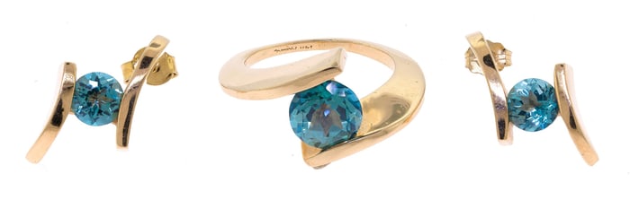 14K GOLD MATCHING TOPAZ RING & EARRINGS.