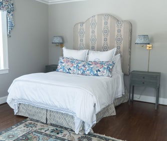 CUSTOM COWTAN & TOUT UPHOLSTERED QUEEN SIZE BED.