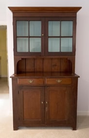 EARLY 19TH C. BUCKS COUNTY SET-BACK CUPBOARD.