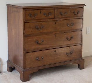 18TH C. ENGLISH MAHOGANY CHEST.