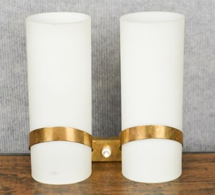 VINTAGE BRASS & FROSTED GLASS SCONCE.