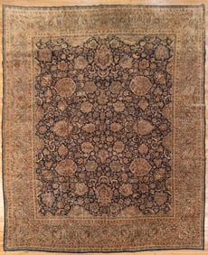 VINTAGE ORIENTAL AREA RUG.