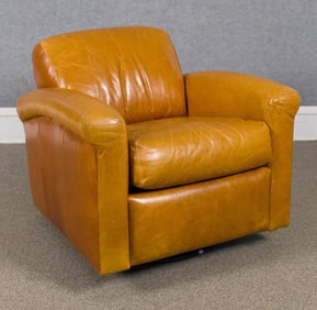 CONTEMPORARY LEATHER LOUNGE CHAIR.