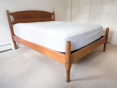 THOMAS MOSER CHERRY QUEEN BED.