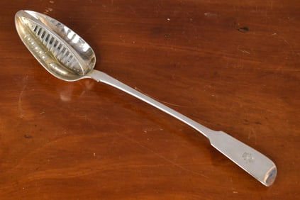 18TH C. ENGLISH GEORGE III STERLING STRAINING SPOON.