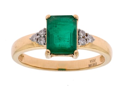 18K GOLD 1.27 CT. EMERALD & DIAMOND RING.