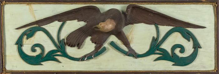 ANTIQUE CARVED WOOD EAGLE PLAQUE.