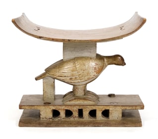 ANTIQUE AFRICAN CARVED BIRD SEAT.