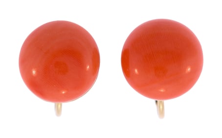 VINTAGE 14K GOLD CORAL BUTTON CLIP EARRINGS.