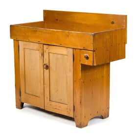 19TH C. PINE COUNTRY DRYSINK.