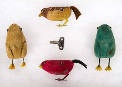 FOUR ANTIQUE SCHUCO WIND UP TOYS, BIRDS, FROGS.