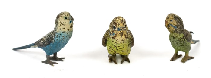 THREE ANTIQUE VIENNESE BRONZE PARAKEETS.
