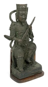 ANTIQUE BRONZE CHINESE WARRIOR FIGURE.