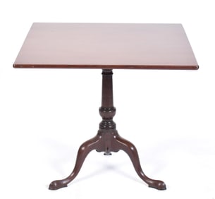 18TH C. QUEEN ANNE MAHOGANY TEA TABLE.