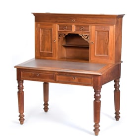 19TH C. CIVIL WAR ERA WALNUT DESK.
