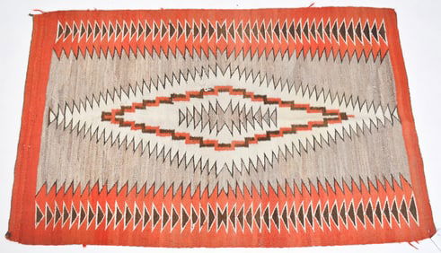 ANTIQUE NAVAJO RUG.