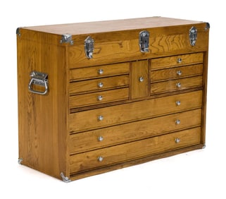 VINTAGE OAK MACHINISTS CHEST.
