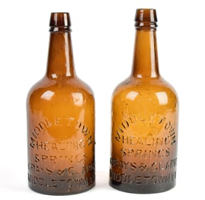 TWO ANTIQUE GRAYS & CLARK MIDDLETOWN SPRING BOTTLES.