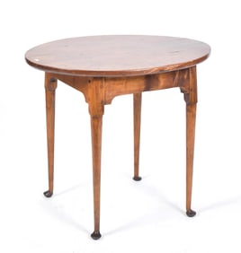 18TH C. NEW ENGLAND COUNTRY TEA TABLE.