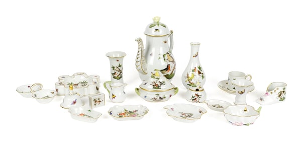 HEREND PORCELAIN, 17PCS.