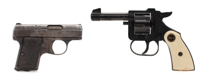 TWO HAND GUNS.
