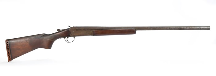 STEVENS MODEL 107B 12 GAUAGE BREAK ACTION SHOTGUN.
