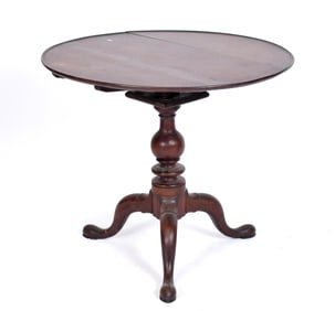 18TH C. LANCASTER CO. Q.A. WALNUT TEA TABLE.