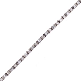 3.0 CT. TW. DIAMOND PLATINUM LINE BRACELET.
