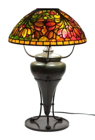 TIFFANY STUDIOS CROCUS TABLE LAMP.
