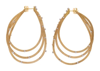 18K GOLD FLEXIBLE DIAMOND HOOP EARRINGS.