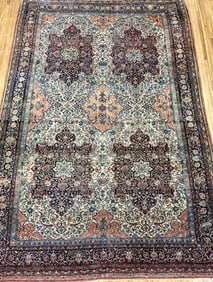 FINE PERSIAN ISFAHAN ROOM SIZE RUG.