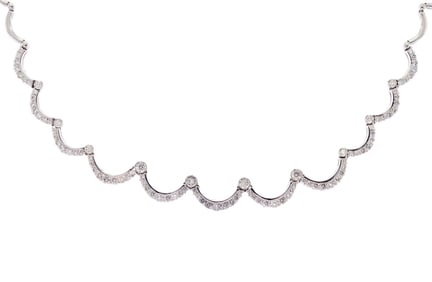 18K GOLD SCALLOPED 2.5 CT. TW. DIAMOND NECKLACE.