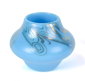 STEUBEN TURQUOISE AURENE VASE.