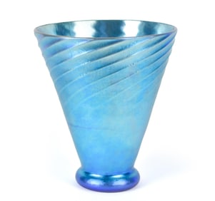 STEUBEN BLUE AURENE VASE.
