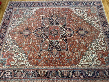 ANTIQUE ROOM SIZE ORIENTAL RUG, HERIZ.