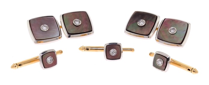 BOB KEESHAN'S 'CAPT. KANGAROO' 14K GOLD TUXEDO SET.