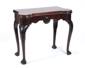 18TH C. IRISH MAHOGANY CHIPPENDALE CARD TABLE.