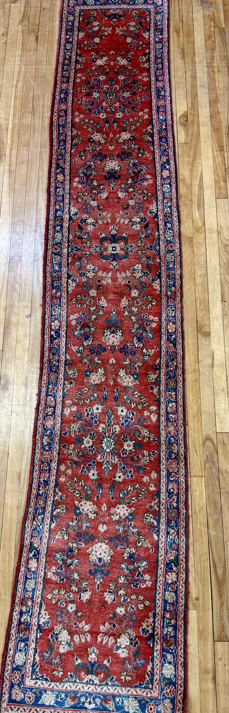 VINTAGE ORIENTAL HALL RUNNER RUG. (1 of 8)