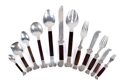 HECTOR AGUILAR STERLING FLATWARE SET, AZTEC PATTERN.