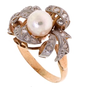 VINTAGE 14K GOLD PEARL RING W/ RHINESTONES.