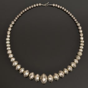VINTAGE SILVER HANDMADE ”NAVAJO PEARLS” NECKLACE.