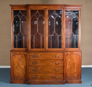 BEACON HILL MAHOGANY BREAKFRONT CABINET.