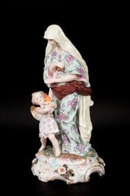 ANTIQUE MEISSEN PORCELAIN FIGURINE.