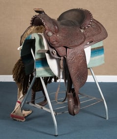 VINTAGE CIRCLE Y WESTERN SADDLE.