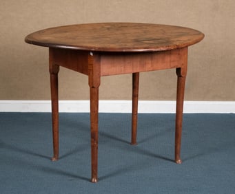 18TH C. OVAL QA TAVERN TABLE.