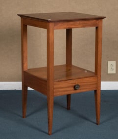 19TH C. HEPPLEWHITE MAHOGANY STAND.