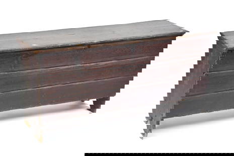 AMERICAN CREASED MOLDED BLANKET CHEST, CA 1700.: A fine Eastern Massachusetts carved pine blanket chest with a strap hinged lift top, interior with an oak till, a crease carved front facade, with a cut out base, and good rose head nail construction,