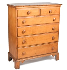 18TH C. NH CHIPPENDALE MAPLE CHEST.