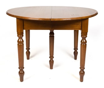 19TH C. WALNUT EXTENDING DINING TABLE.