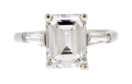 PLATINUM 3.0 CT. EMERALD CUT DIAMOND RING.